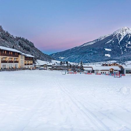 Apparthotel Alpenchalet Нойкірхен-ам-Гросфенедігер Екстер'єр фото
