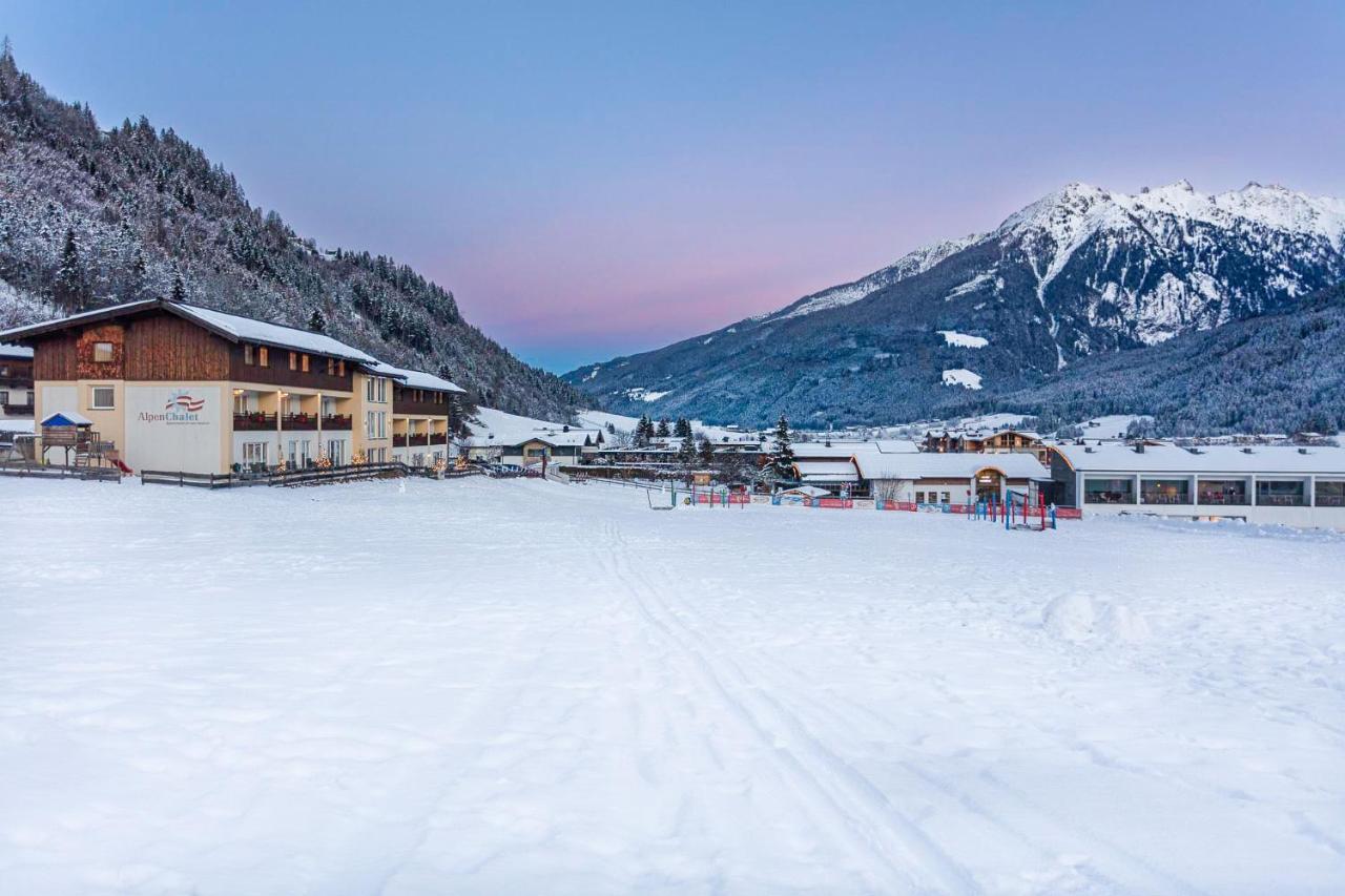 Apparthotel Alpenchalet Нойкірхен-ам-Гросфенедігер Екстер'єр фото