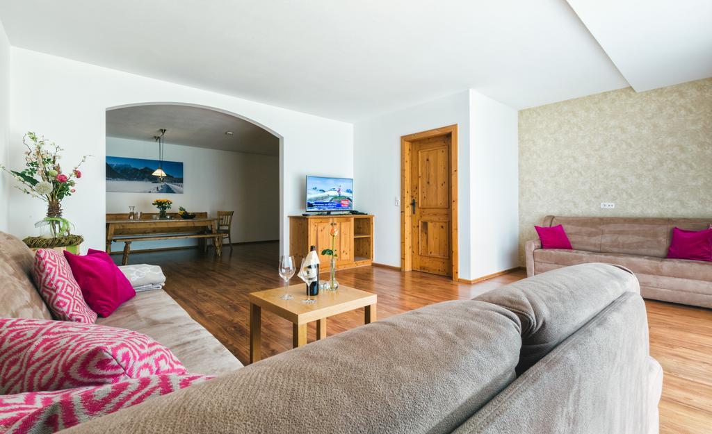 Apparthotel Alpenchalet Нойкірхен-ам-Гросфенедігер Екстер'єр фото